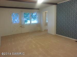 1208 Main St S, Crystal, MI 48818 photo 6