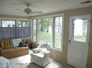 980 Lakewood St, Pullman, MI 49450 photo 4