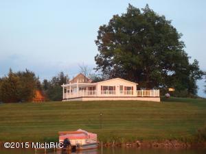 14112 N View Dr, Camden, MI 49232 photo 1
