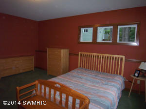 4303 W Pine Bluff Dr, Grant, MI 49327 photo 25