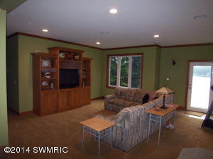 4303 W Pine Bluff Dr, Grant, MI 49327 photo 20