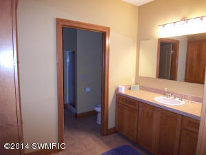 4303 W Pine Bluff Dr, Grant, MI 49327 photo 23