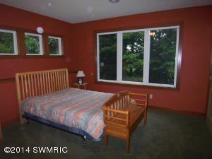4303 W Pine Bluff Dr, Grant, MI 49327 photo 24