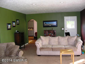 65611 Lutz Rd, Constantine, MI 49042 photo 2