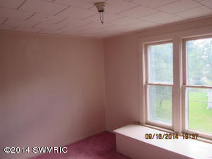 1010 S Bridge St, Belding, MI 48809 photo 16