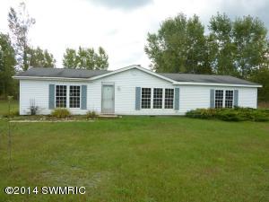 5823 W Sidney Rd, Sidney, MI 48885 photo 1