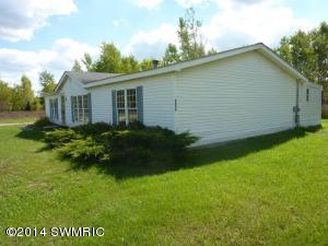 5823 W Sidney Rd, Sidney, MI 48885 photo 10