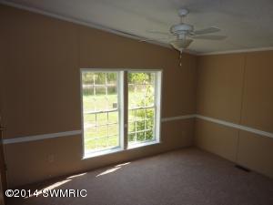 5823 W Sidney Rd, Sidney, MI 48885 photo 8