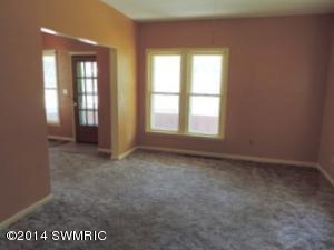 45 Tibbits St, Coldwater, MI 49036 photo 9