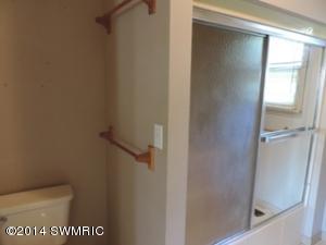 45 Tibbits St, Coldwater, MI 49036 photo 8