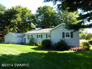 3247 Chamberlain Rd, Buchanan, MI 49107 photo 7