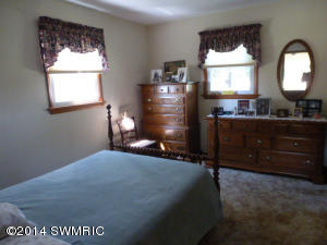 3247 Chamberlain Rd, Buchanan, MI 49107 photo 16