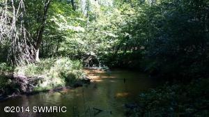 10030 E Coe Rd, Luther, MI 49656 photo 3