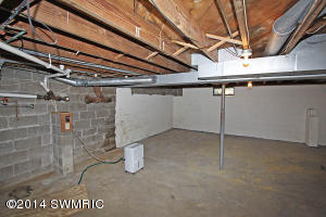 369 13th St, Plainwell, MI 49080 photo 21