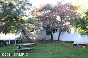 321 W Bridge St, Plainwell, MI 49080 photo 24