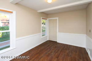321 W Bridge St, Plainwell, MI 49080 photo 15