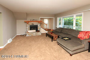 321 W Bridge St, Plainwell, MI 49080 photo 14