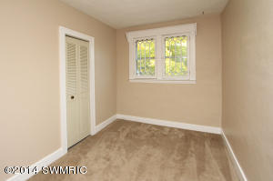 321 W Bridge St, Plainwell, MI 49080 photo 23