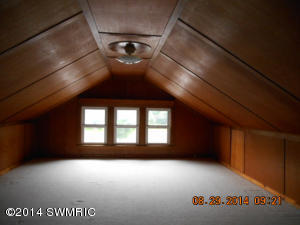 734 Harrison St, Belding, MI 48809 photo 16