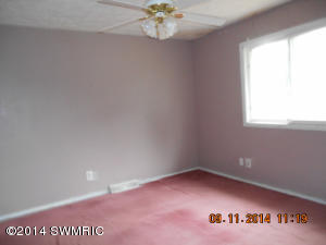 701 W May St, Belding, MI 48809 photo 7