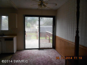 701 W May St, Belding, MI 48809 photo 5