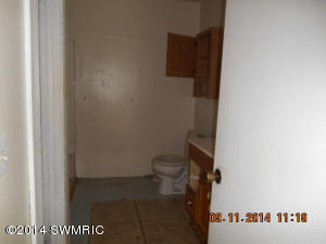 701 W May St, Belding, MI 48809 photo 8