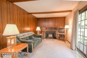 507 Adapointe Dr SE, Ada, MI 49301 photo 7