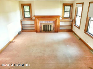 60 N Charles St, White Cloud, MI 49349 photo 6