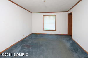 624 106th Ave, Plainwell, MI 49080 photo 12