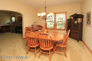 115 E Glenguile St, Parchment, MI 49004 photo 6