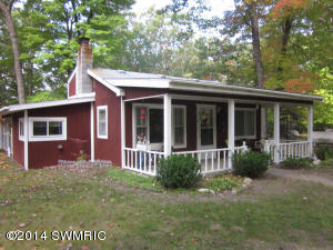 2421 N Centerline Rd, White Cloud, MI 49349 photo 3