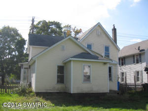 419 Monroe, Marshall, MI 49068 photo 2