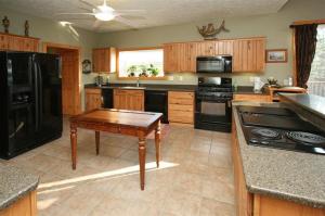870 53rd St, Pullman, MI 49450 photo 3