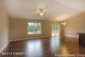 3805 Hare Ln, Dorr, MI 49323 photo 5