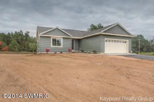 3805 Hare Ln, Dorr, MI 49323 photo 2