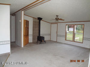 12631 Elder St, Grant, MI 49327 photo 7