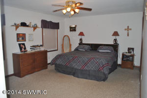 10221 Floating Bridge Rd, Marcellus, MI 49067 photo 13