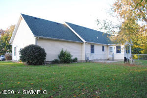 10221 Floating Bridge Rd, Marcellus, MI 49067 photo 7