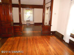 623 W Hanover, Marshall, MI 49068 photo 5