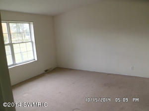 6825 N Whites Bridge Rd, Belding, MI 48809 photo 5