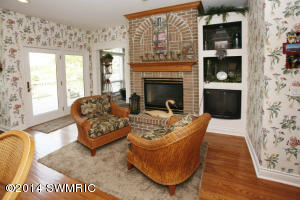8849 Pine Island Ct, Mattawan, MI 49071 photo 9