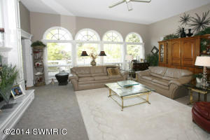 8849 Pine Island Ct, Mattawan, MI 49071 photo 3