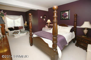 8849 Pine Island Ct, Mattawan, MI 49071 photo 21