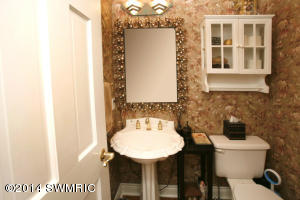 8849 Pine Island Ct, Mattawan, MI 49071 photo 17