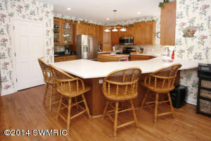 8849 Pine Island Ct, Mattawan, MI 49071 photo 6