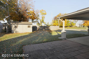 526 N Douglas, Three Rivers, MI 49093 photo 24