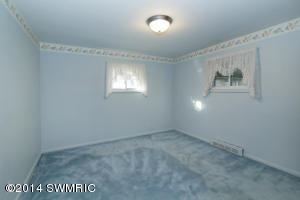 526 N Douglas, Three Rivers, MI 49093 photo 14
