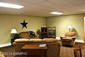 90 W Jackson, White Cloud, MI 49349 photo 1