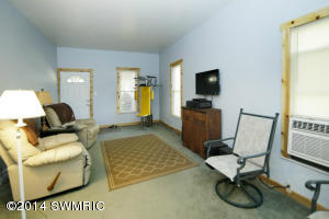545 Canaris St, Constantine, MI 49042 photo 4