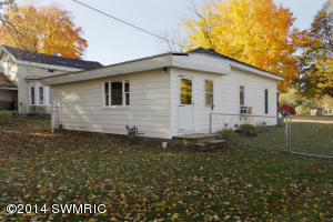 545 Canaris St, Constantine, MI 49042 photo 17